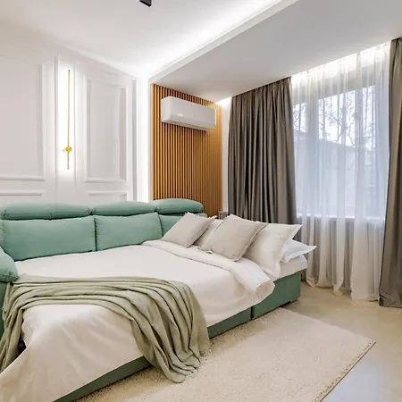 Designer - Ultracentral - Luxury Living Apartman