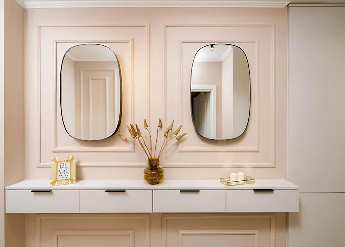 Designer - Ultracentral - Luxury Living Bukarest