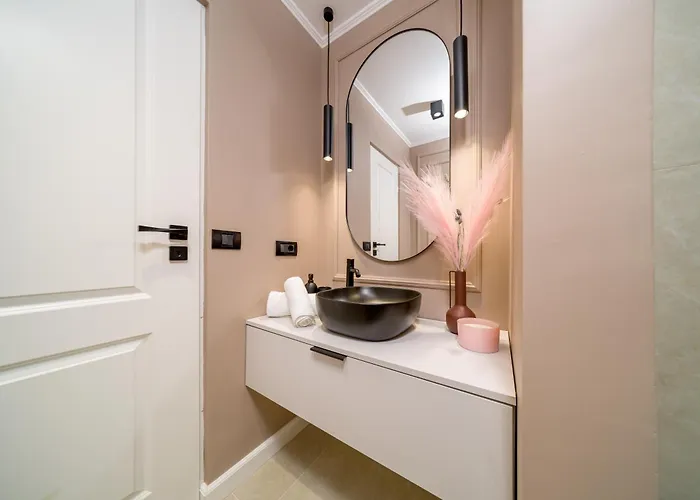 Designer - Ultracentral - Luxury Living Apartman