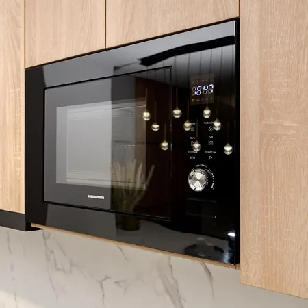 Designer - Ultracentral - Luxury Living *