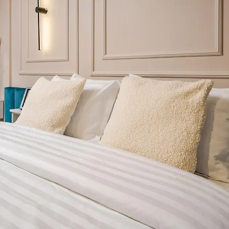 Designer - Ultracentral - Luxury Living Apartamento