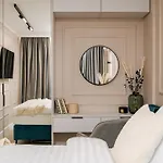 דירה Designer - Ultracentral - Luxury Living *